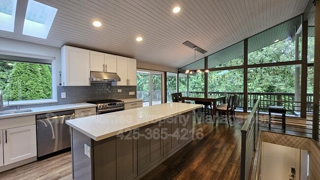 Foto del edificio - 10940 NE 26th Pl