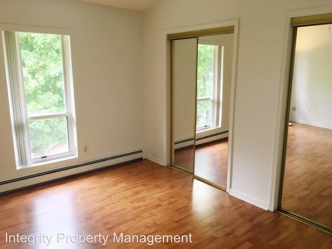 Foto del edificio - 2 br, 3.5 bath House - 17 Hemlock Circle