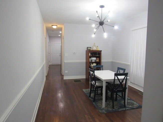 Foto del edificio - 4922 W Adams St