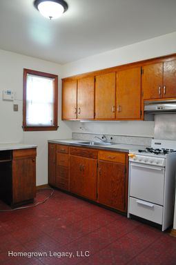 Building Photo - 5013 Mineola Rd
