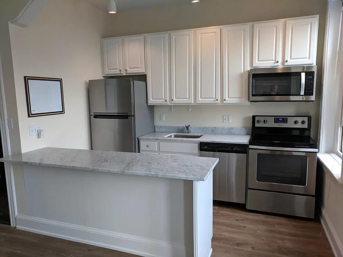 Foto principal - 2314 18th St NW