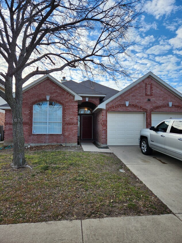 7979 Sitka St Fort Worth, TX 76137 Alquileres en Fort Worth, TX