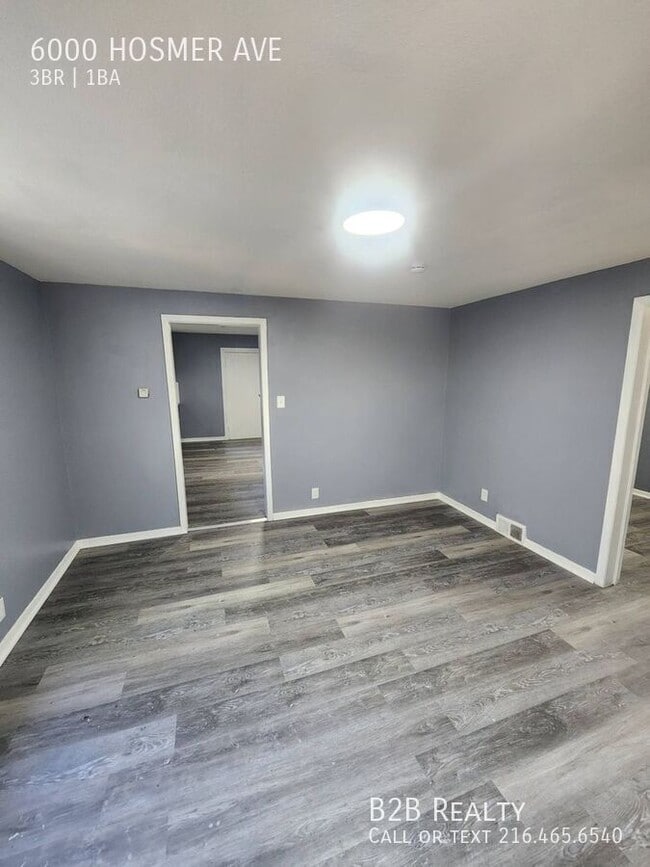Building Photo - 6000 Hosmer Ave