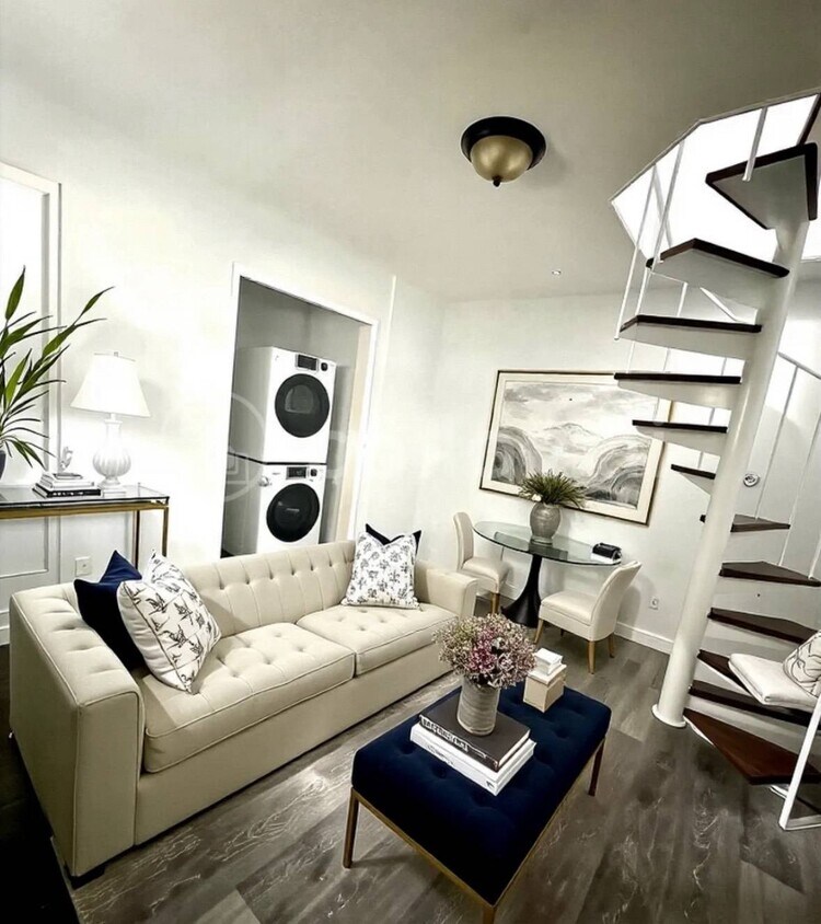 Foto principal - 80 Cedarhurst Ave