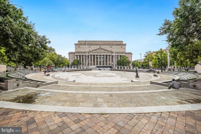 Foto del edificio - 801 Pennsylvania Ave NW