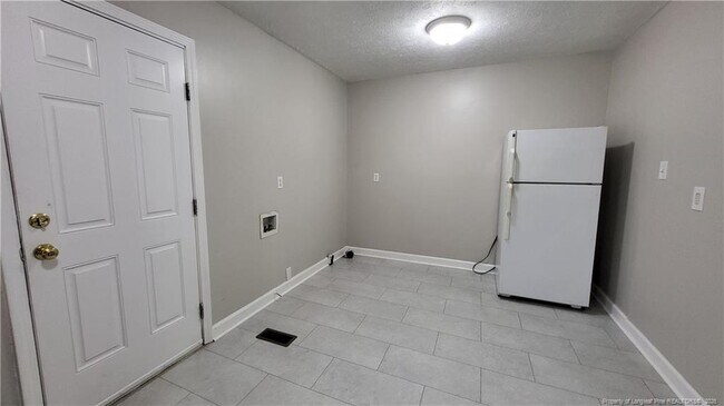 Foto del edificio - 555 W 18th St