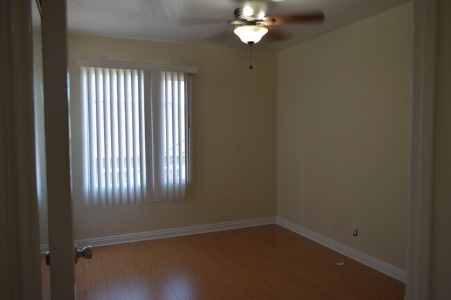 Bedroom - 7000 Glasgow Ave