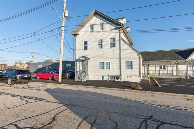 Foto del edificio - 191 Nashua St