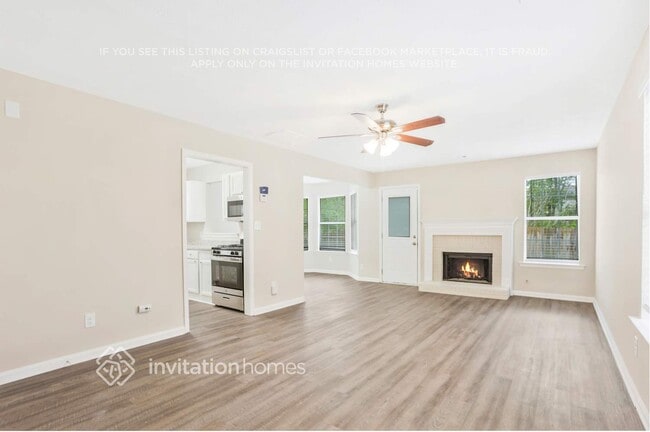 Building Photo - 3718 Oakwood Manor Ct