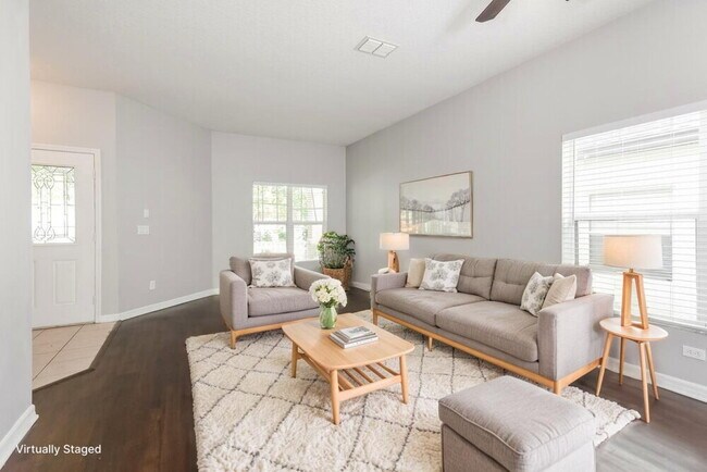 Foto del edificio - 1249 Kellogg Dr