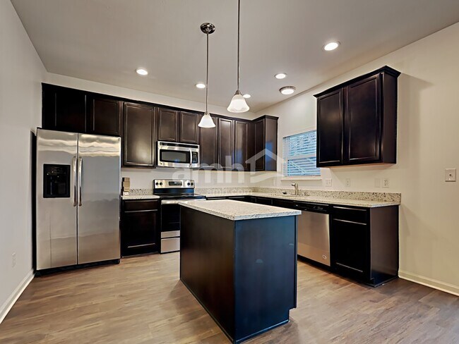 Foto del edificio - 7409 Vintage Cir