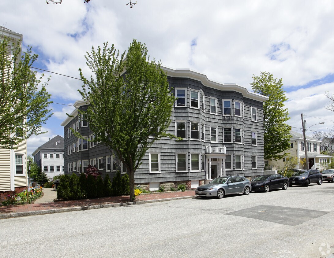 119 Morning St, Portland, ME 04101 Apartments in Portland, ME