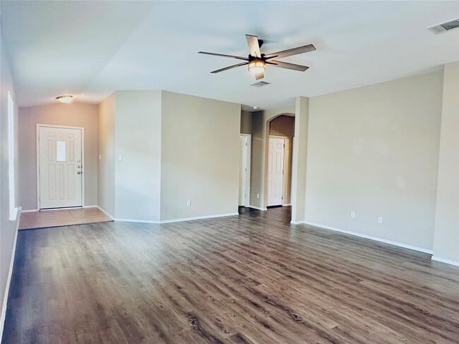 Building Photo - 416 Emma Rose Trail
