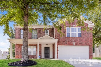 Building Photo - 6210 Robur Ct