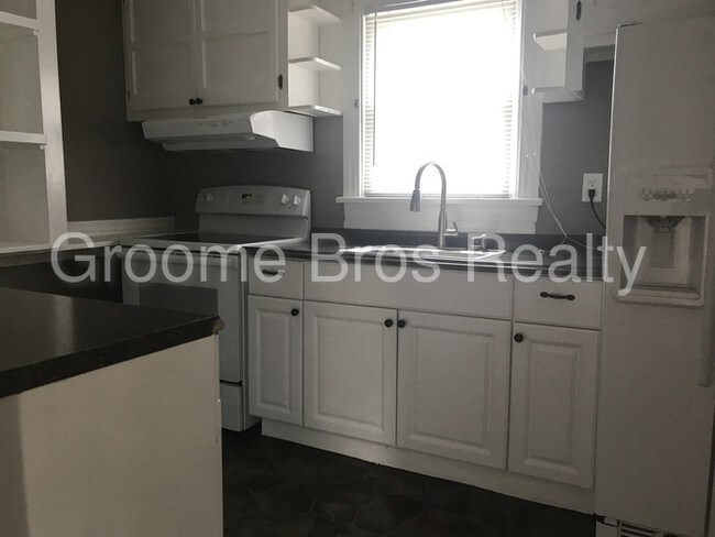 Foto del edificio - 509 Highland Dr