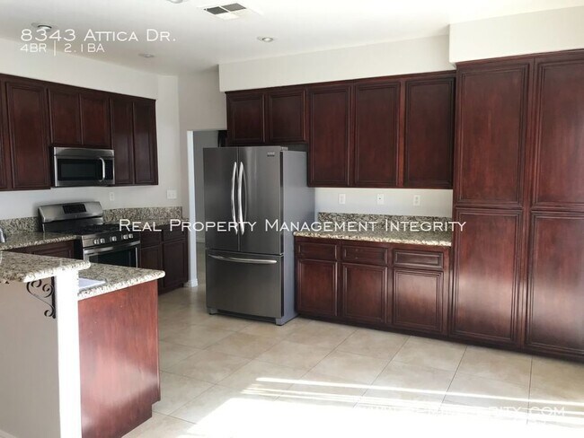 Foto del edificio - Orangecrest Mini Mansion!