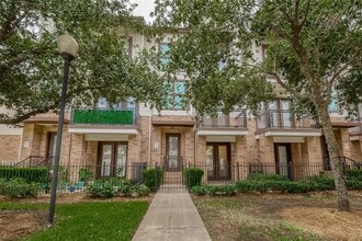 Building Photo - 1306 Paige St