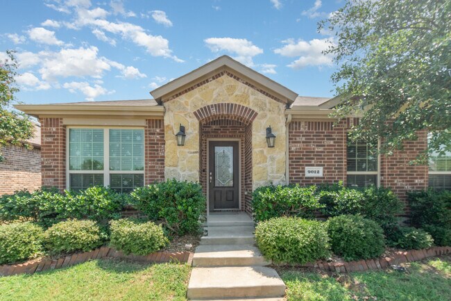 Foto del edificio - 9012 Cross Oaks Ranch Blvd