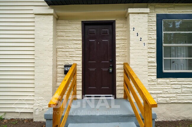 Building Photo - 2521 15th St Ensley
