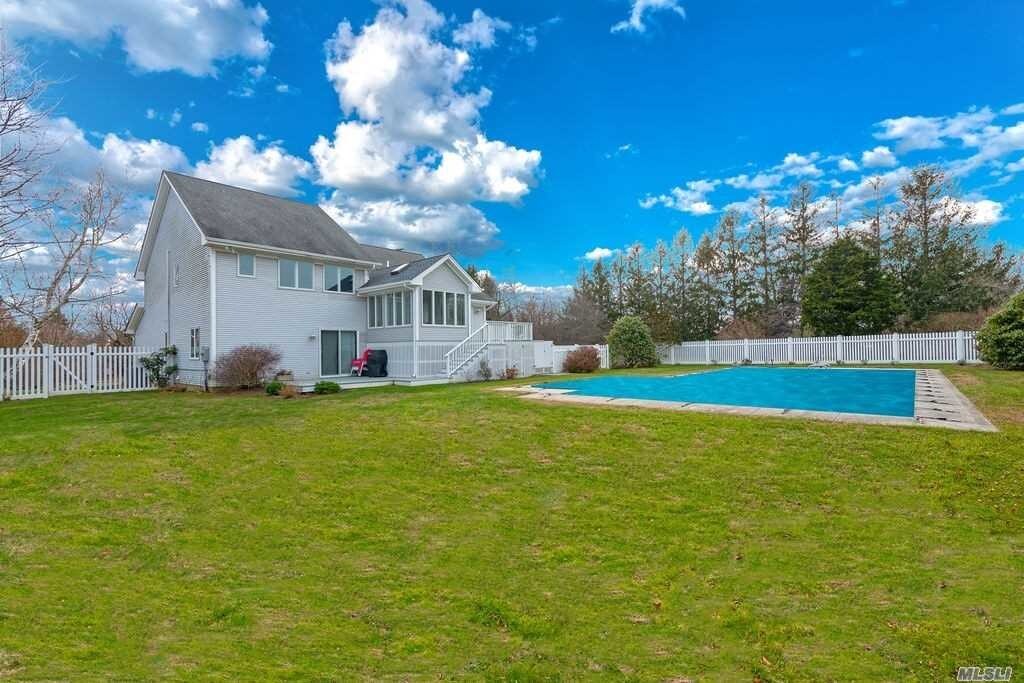 Primary Photo - 625 Uhl Ln