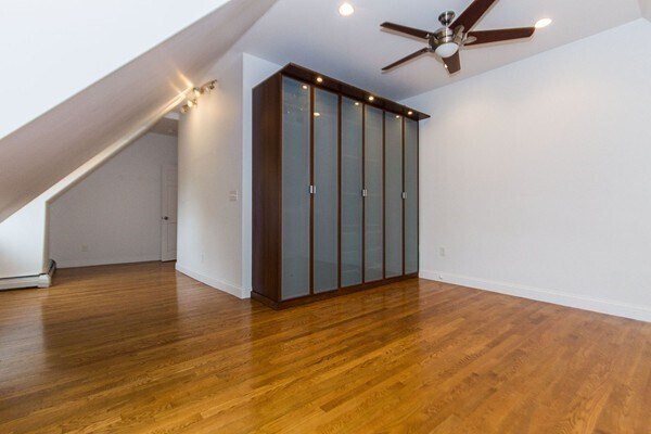 Foto del edificio - 103 Sewall Ave