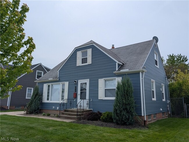 Building Photo - 1678 Byron Dr