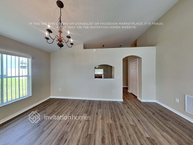 Building Photo - 4124 Sophia Blvd