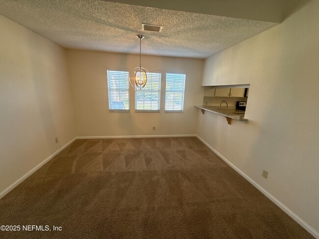 Building Photo - 706 Tournament Rd