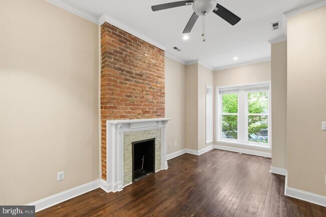 Foto del edificio - 620 9th St NE