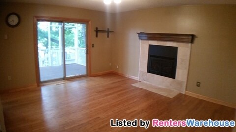Foto del edificio - 2441 Lost Lake Rd