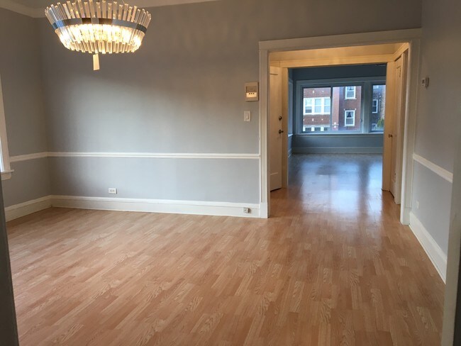 Dining Room - 2745 W Winnemac Ave