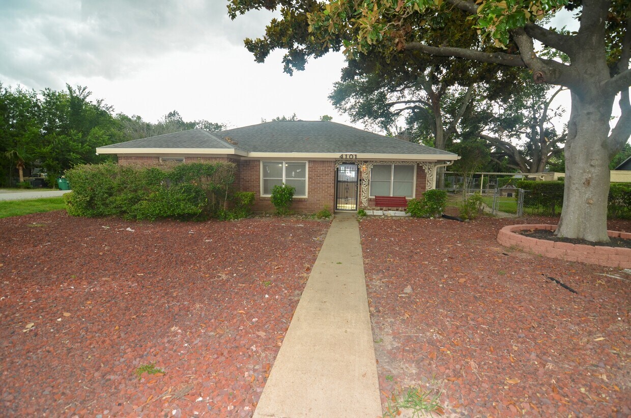 Photo - 4101 Philco Dr (Houston, TX)