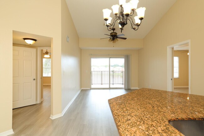 Foto del edificio - 4240 San Marino Blvd