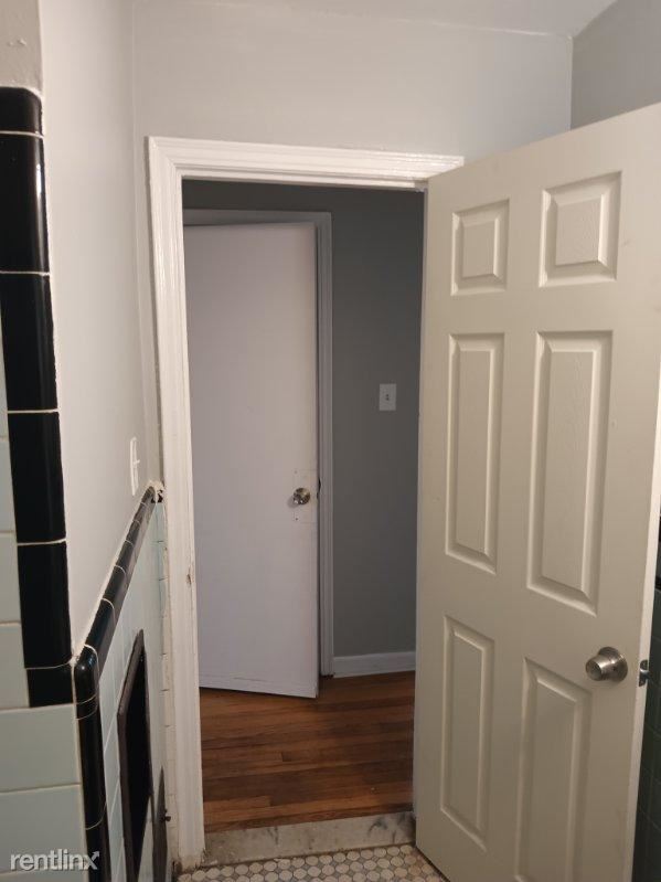 Foto del edificio - 3 br, 1 bath House - 7787 Memorial Ave