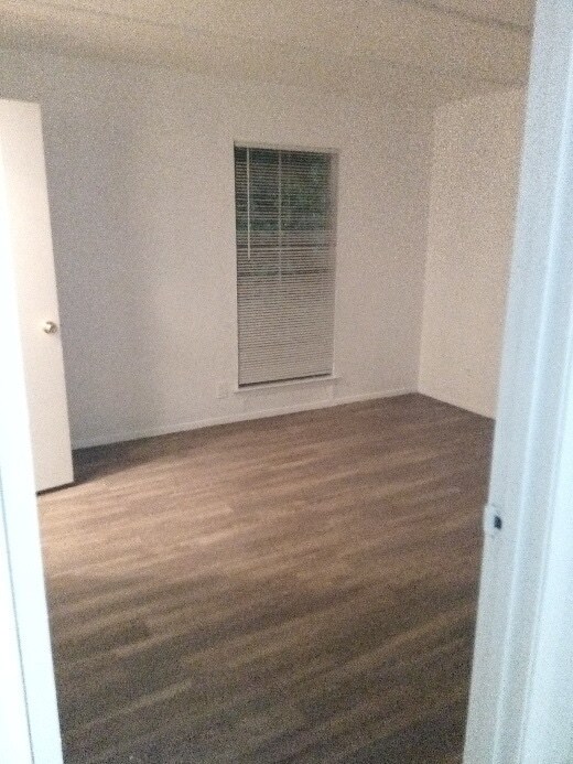 Foto del edificio - 2 bed/ 1.5 bath townhome