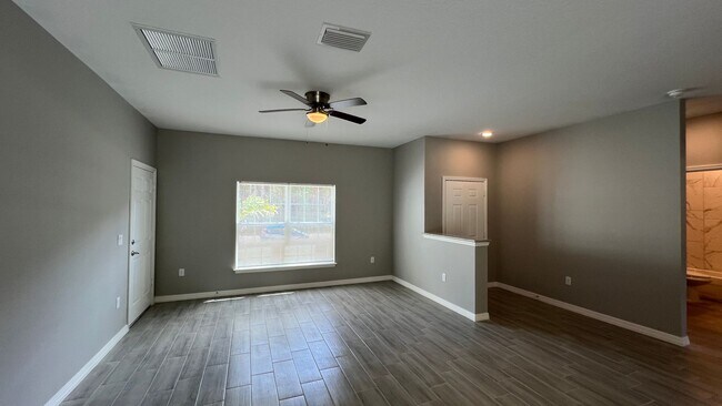 Foto del edificio - FANTASTIC 3 BD/2BA Home in Beautiful Palm ...