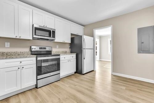 Foto del edificio - 1959 Laurel Ln