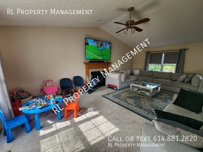 Building Photo - COMING SOON!!!-Beautiful 3 Bedroom 2.5 Bat...
