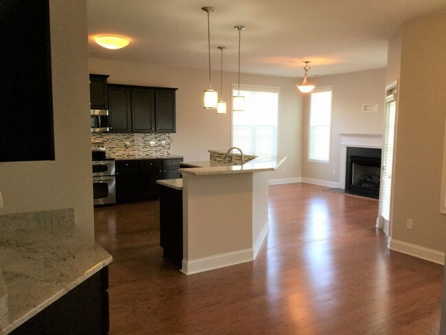 Building Photo - KINGS HARBOR