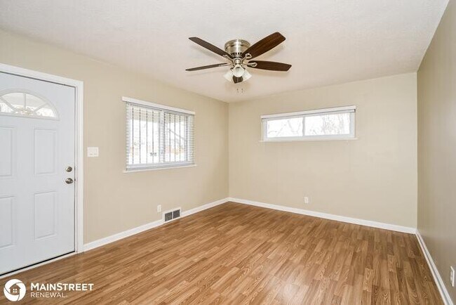 Foto del edificio - 1604 Louise Ave