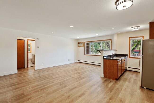Building Photo - 6227 W 34th St