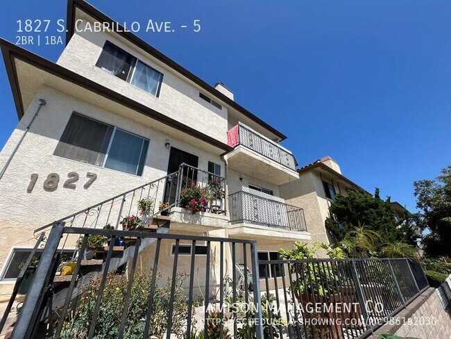 Foto del edificio - 1827 S Cabrillo Ave