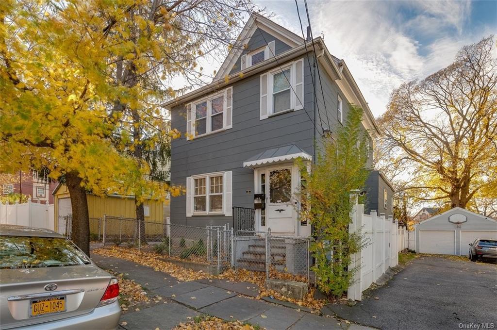 208 N 8th Ave, Mount Vernon, NY 10550 Room for Rent in Mount Vernon