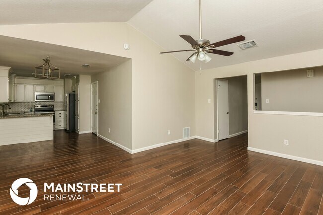 Foto del edificio - 812 Lake Pl