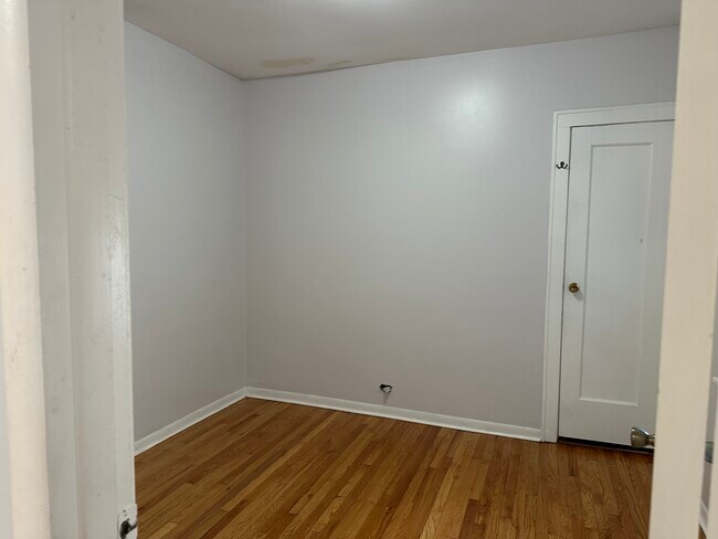 Foto del edificio - 3652 W Lawrence Ave
