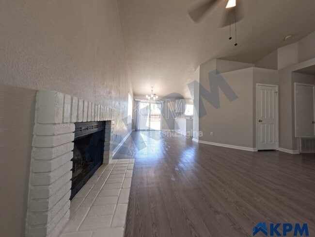 Building Photo - 663 Stoneridge Ct