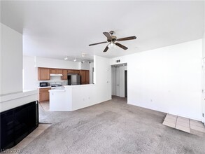 Building Photo - 2121 Echo Bay