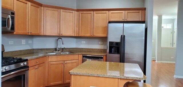 Foto del edificio - 2571 Waterbury Ln