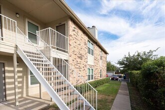 Building Photo - 2200 E Trinity Mls Rd