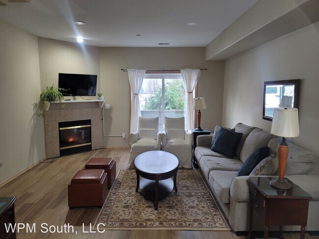 Foto del edificio - 3 br, 2 bath House - 2615 S 240th St, Unit...